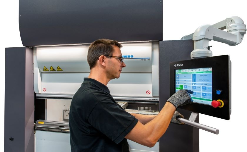 DynaPress Flexible bending LVD Group